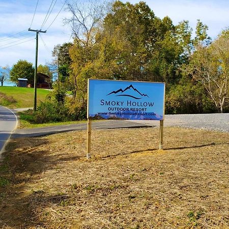 Smoky Hollow Outdoor Resort Covered Wagon Sevierville Εξωτερικό φωτογραφία