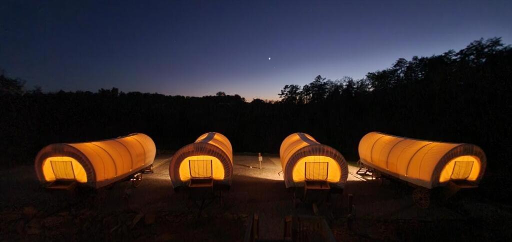 Smoky Hollow Outdoor Resort Covered Wagon Sevierville Εξωτερικό φωτογραφία