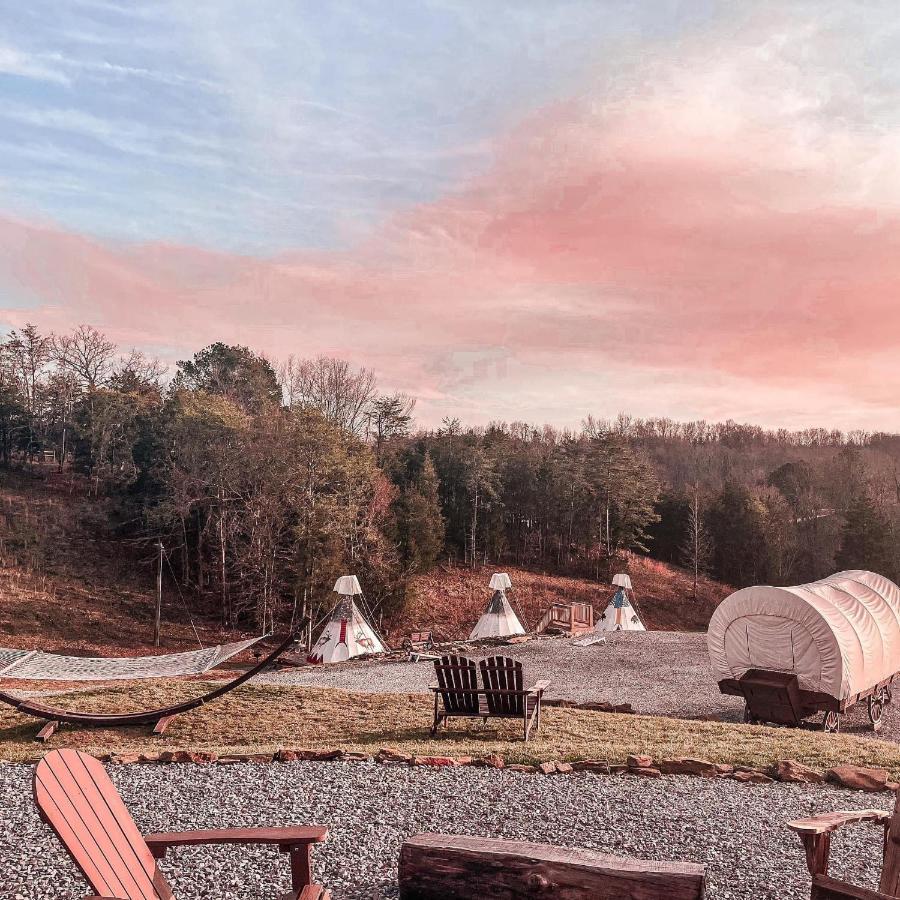 Smoky Hollow Outdoor Resort Covered Wagon Sevierville Εξωτερικό φωτογραφία