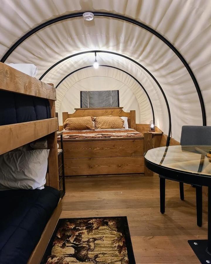 Smoky Hollow Outdoor Resort Covered Wagon Sevierville Εξωτερικό φωτογραφία